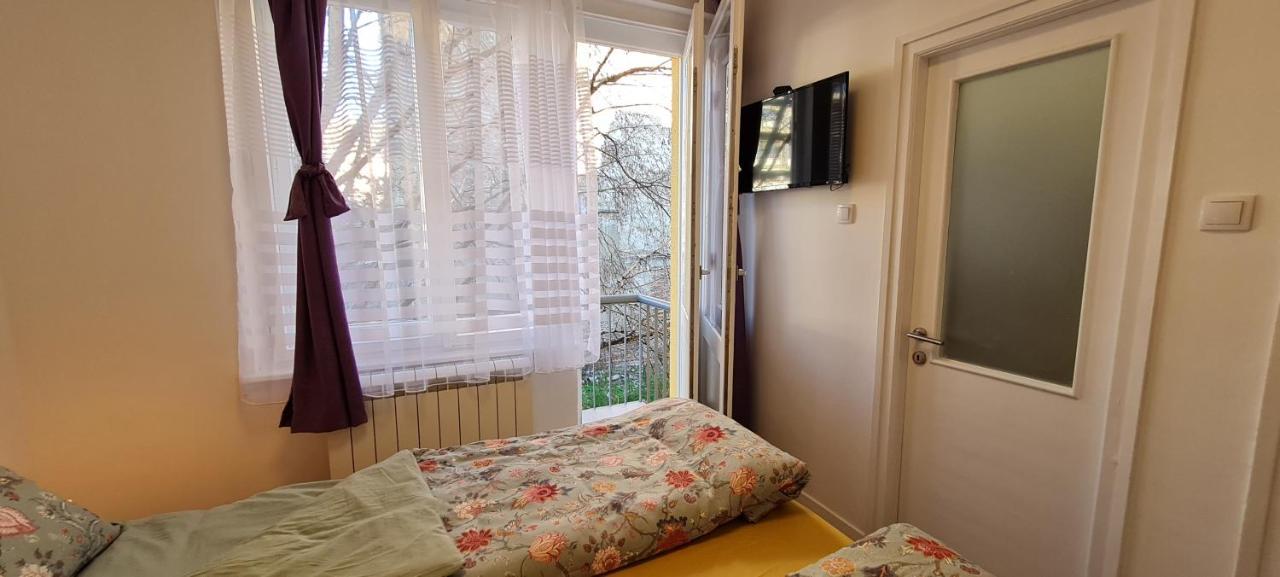 Julija Apartment Belgrad Exteriör bild
